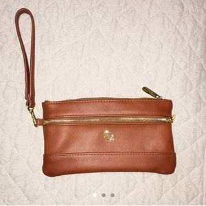 adrienne vittadini 100% leather wristlet